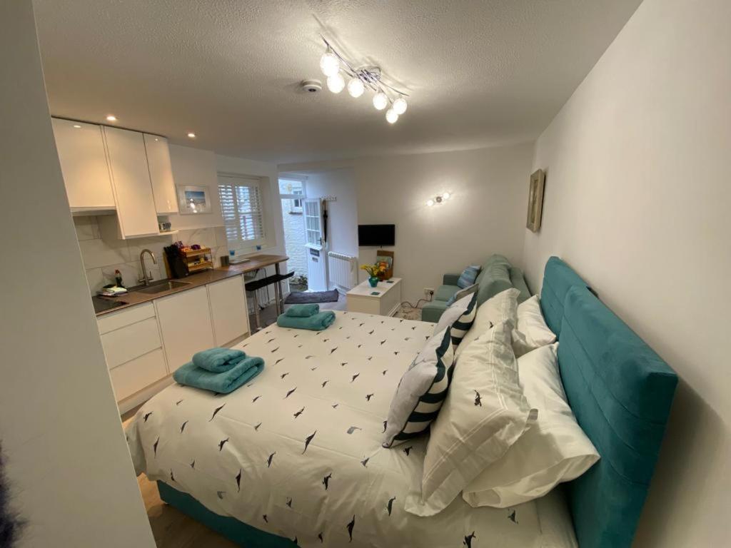 Sweet Caroline - Luxury Studio Stone'S Throw From Mousehole Harbour Εξωτερικό φωτογραφία